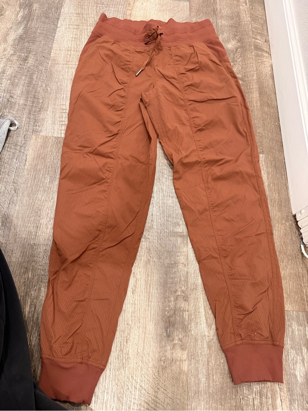Lululemon Dance Studio Joggers Size 6